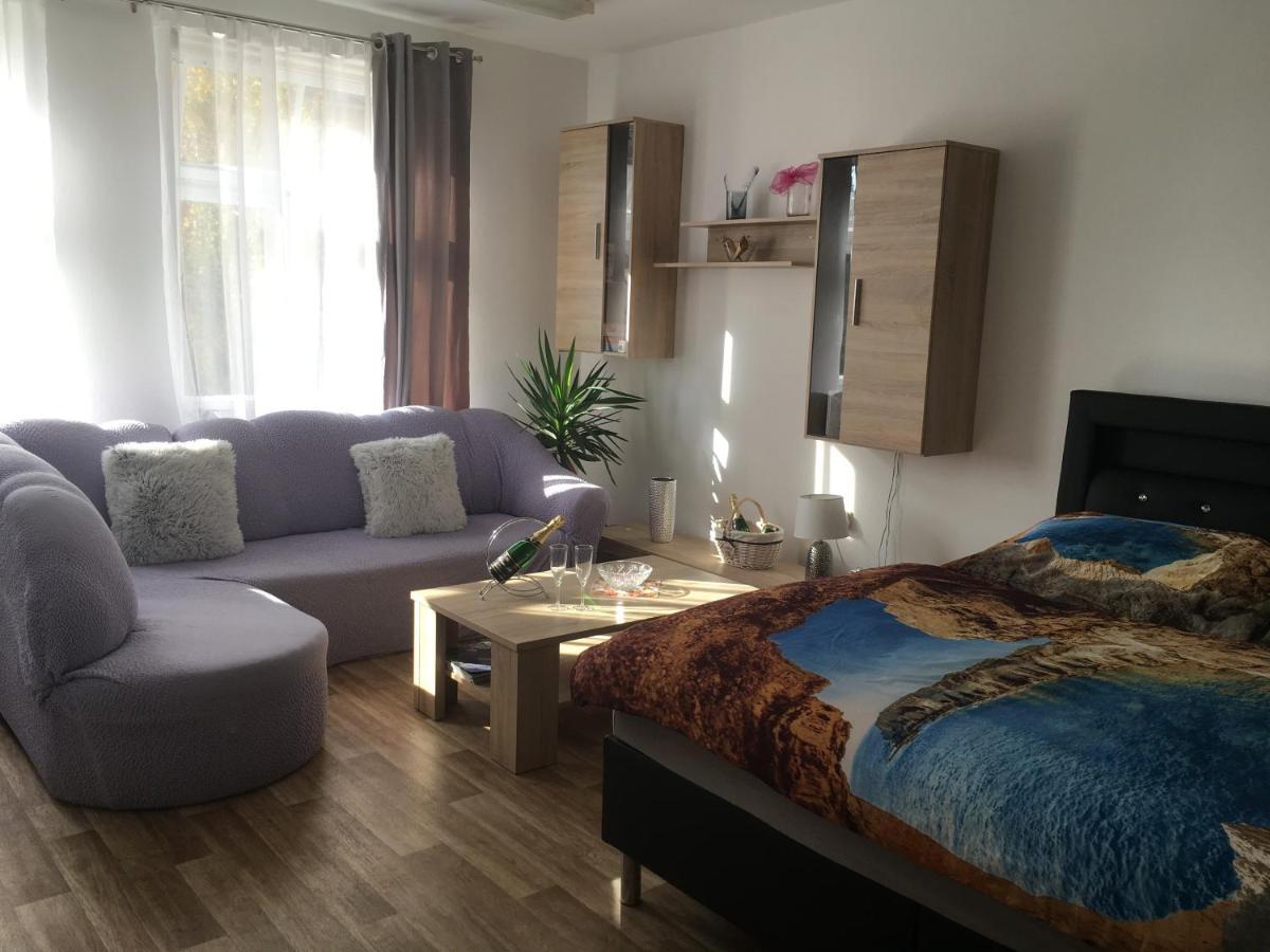 Cecilka Apartment นาคอด ภายนอก รูปภาพ